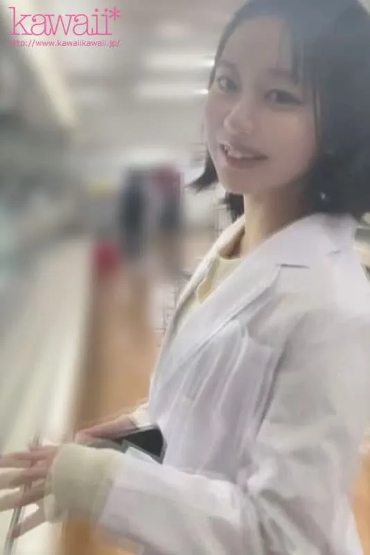 贫乳萝莉控必见!6月新人AV女优赤名伊都,高学历理工女大生下海拍片全纪录